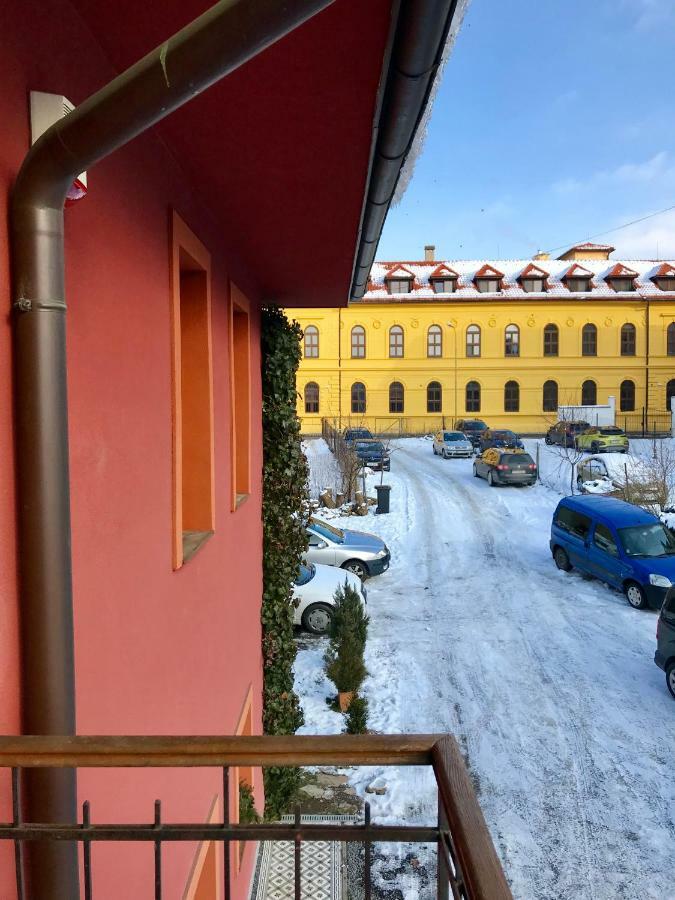Ubytovanie Meba Prešov Exteriör bild